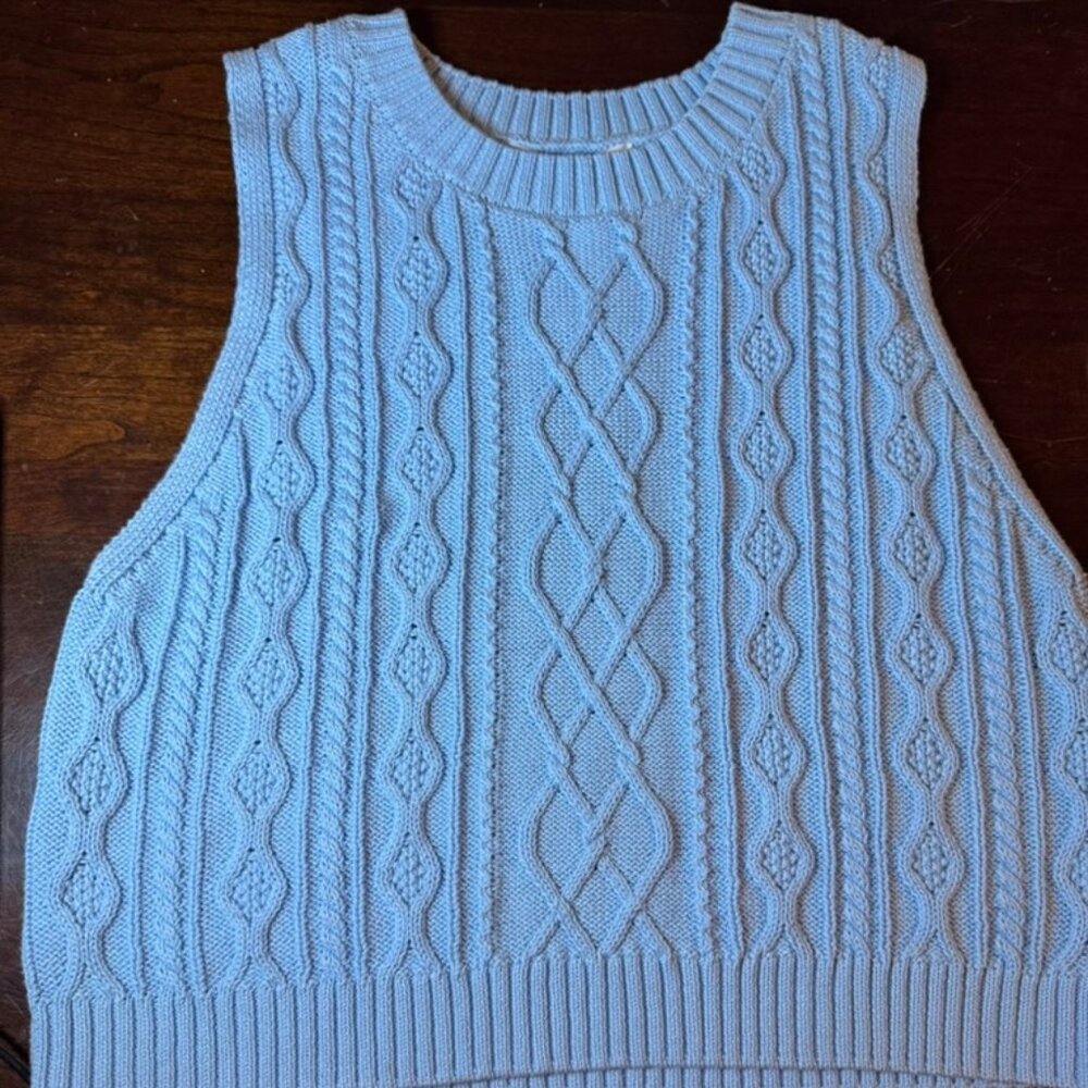Altar’d State Cable Knit Sweater Vest Women’s XL V-Neck Preppy Layering Top
